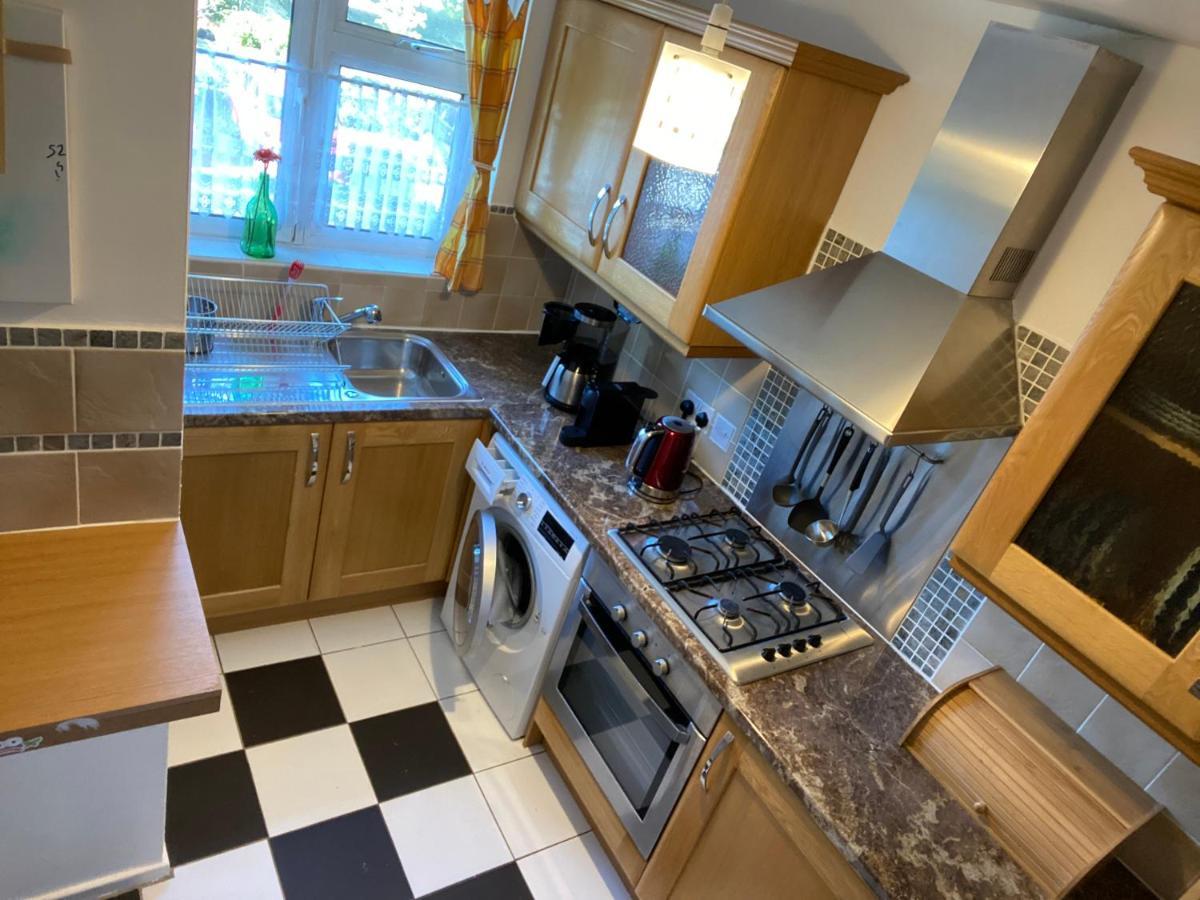 Beautiful 2 Bedroom & Balcony Flat In Central London Exterior photo