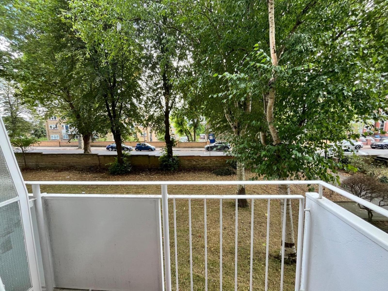 Beautiful 2 Bedroom & Balcony Flat In Central London Exterior photo
